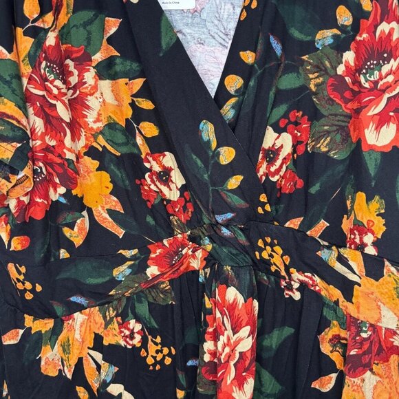 UVPLOVE NEW Short Sleeve V-Neck Faux Wrap Tunic Womens 5XL Floral Black Slimming - Picture 3 of 7